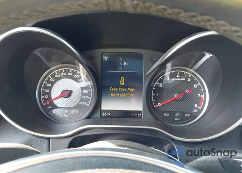 2017 Mercedes-Benz Amg C 63 z USA, uszkodzony, nr VIN 55SWF8GB9HU184803